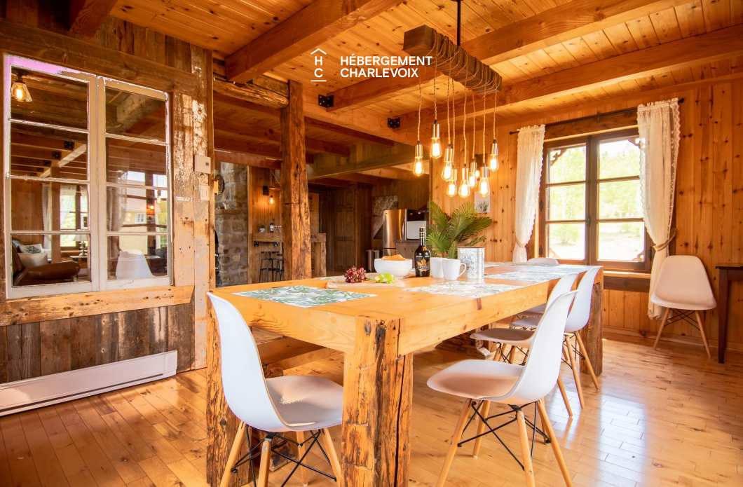 CHIC-35 - An erstwhile charming cottage in the heart of the hinterland of Charlevoix