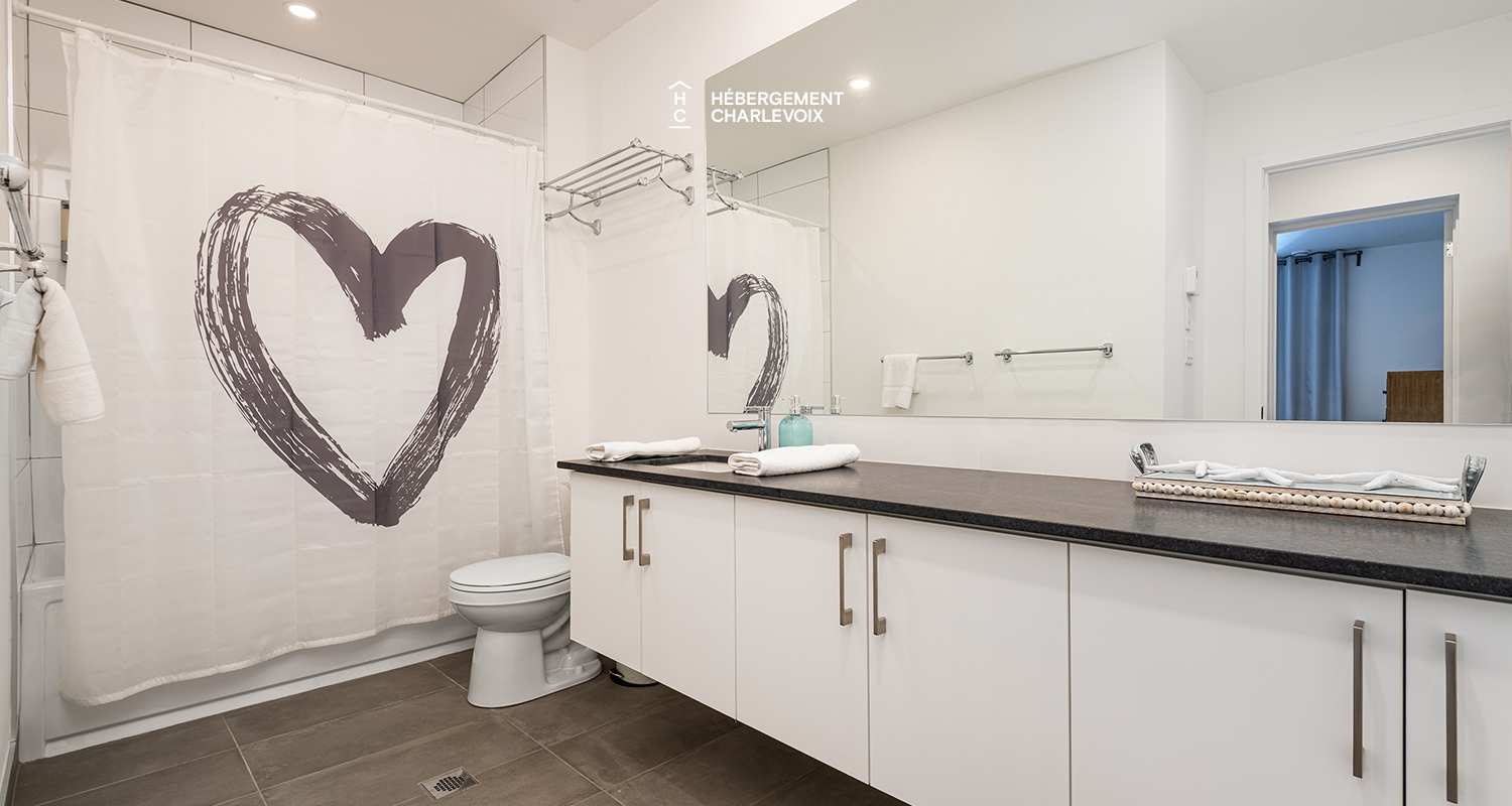 MGR-750 :  Condo 2e & 3e étage - Your sanctuary in the heart of Baie-Saint-Paul