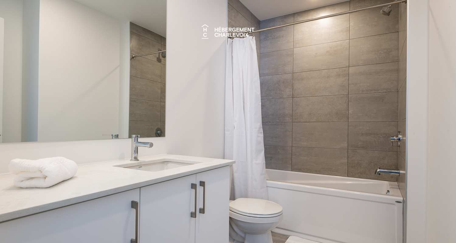 MGR-750 :  Condo 2e & 3e étage - Your sanctuary in the heart of Baie-Saint-Paul