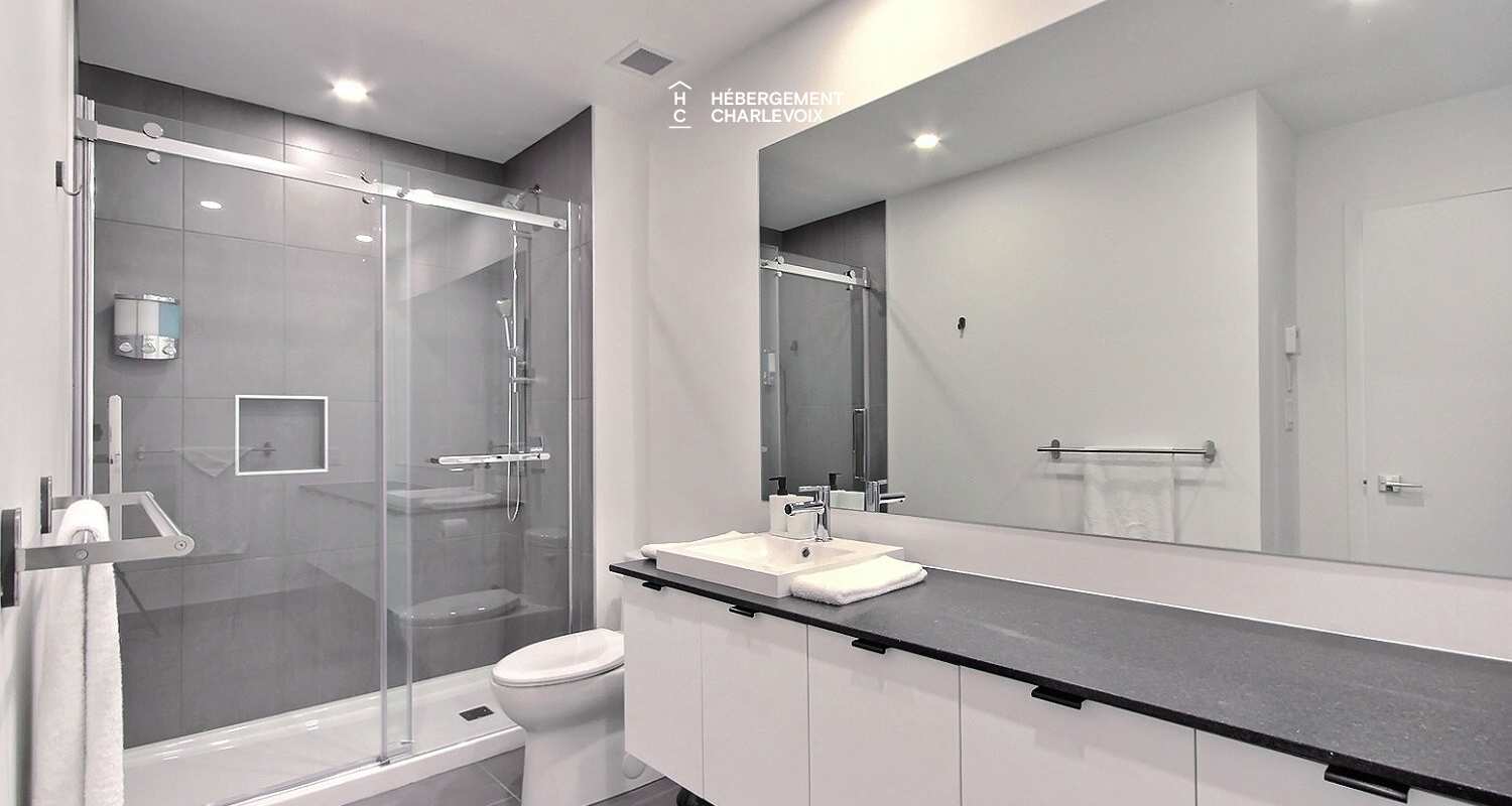 MGR-750 :  Condo 2e & 3e étage - Your sanctuary in the heart of Baie-Saint-Paul