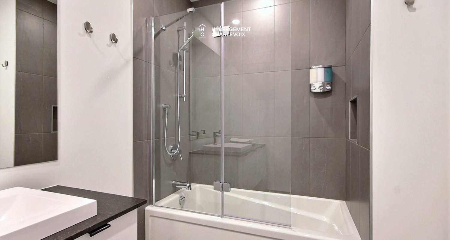 MGR-750 :  Condo 2e & 3e étage - Your sanctuary in the heart of Baie-Saint-Paul