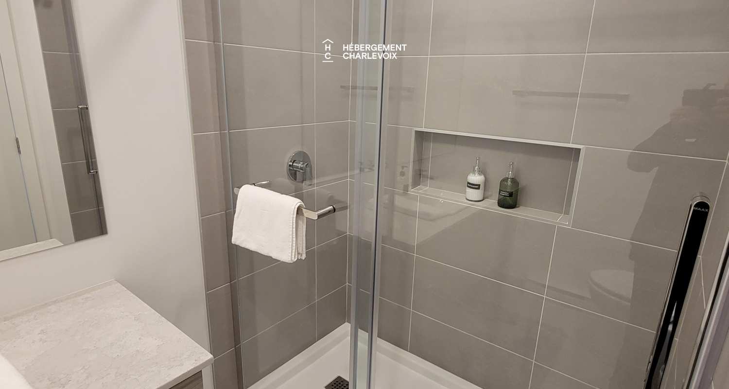 MGR-750 :  Condo 2e & 3e étage - Your sanctuary in the heart of Baie-Saint-Paul