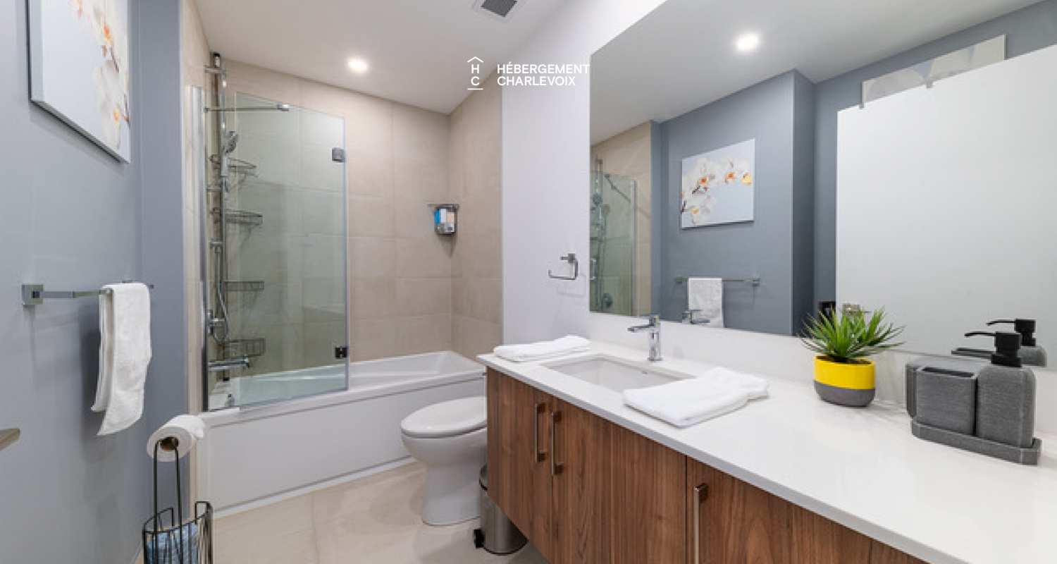 MGR-750 :  Condo 2e & 3e étage - Your sanctuary in the heart of Baie-Saint-Paul