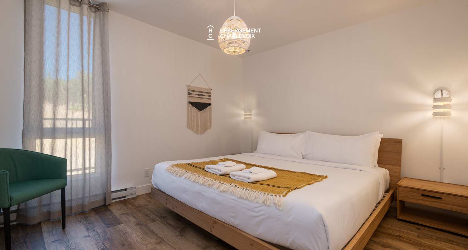 MGR-750:  Condo 4e étage - Your sanctuary in the heart of Baie-Saint-Paul