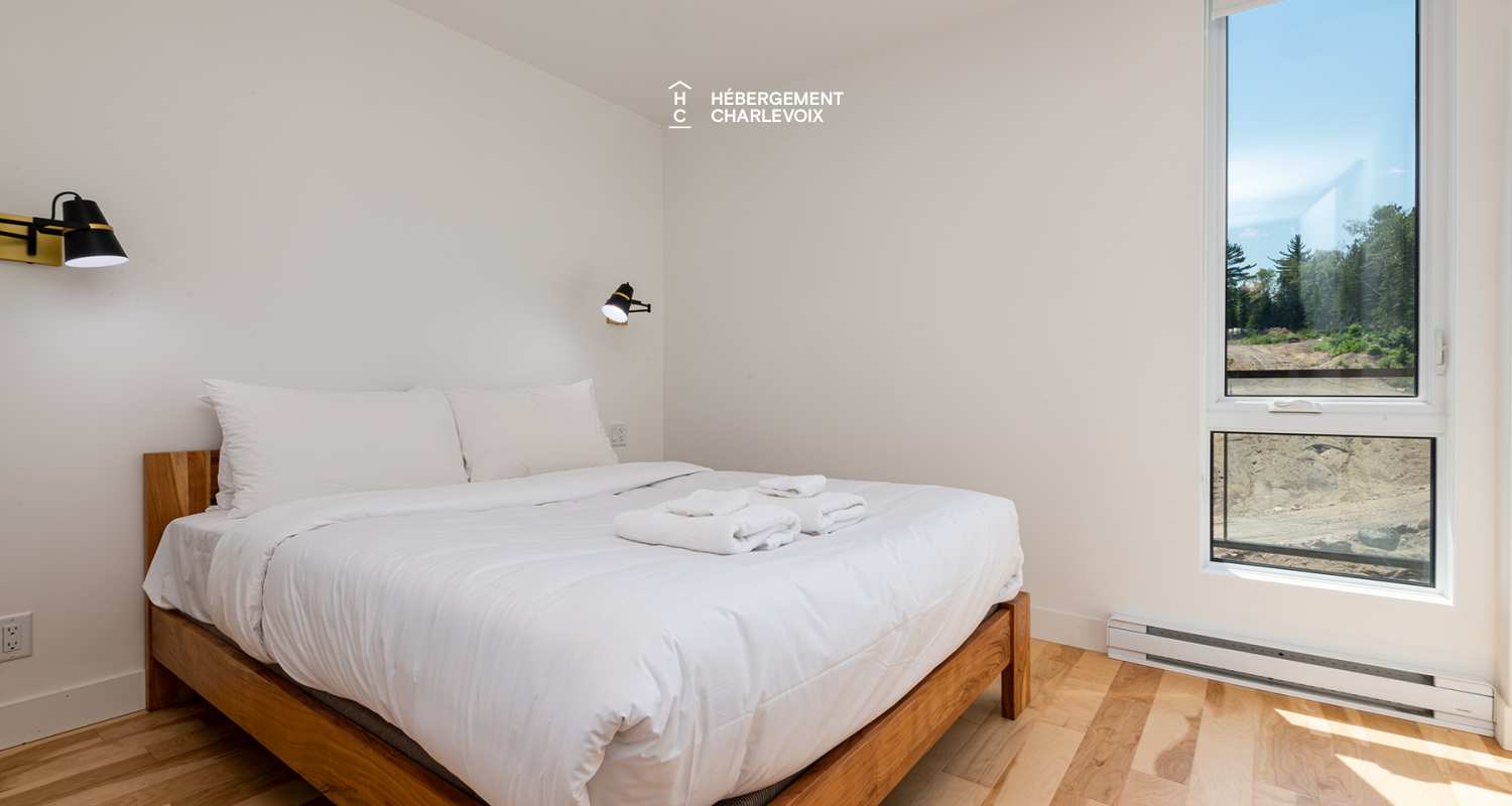 MGR-750:  Condo 4e étage - Your sanctuary in the heart of Baie-Saint-Paul