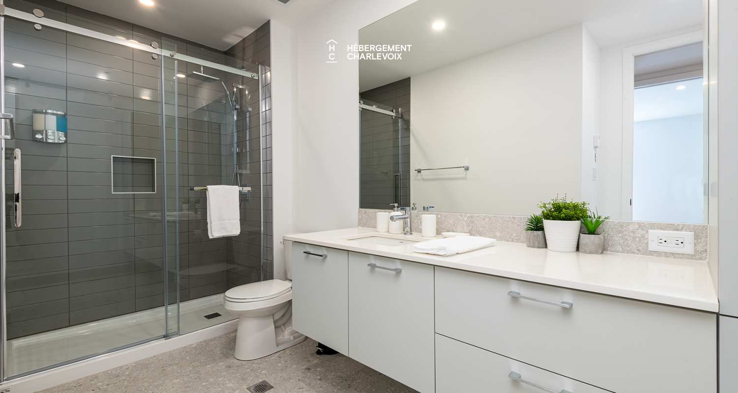 MGR-750:  Condo 4e étage - Your sanctuary in the heart of Baie-Saint-Paul