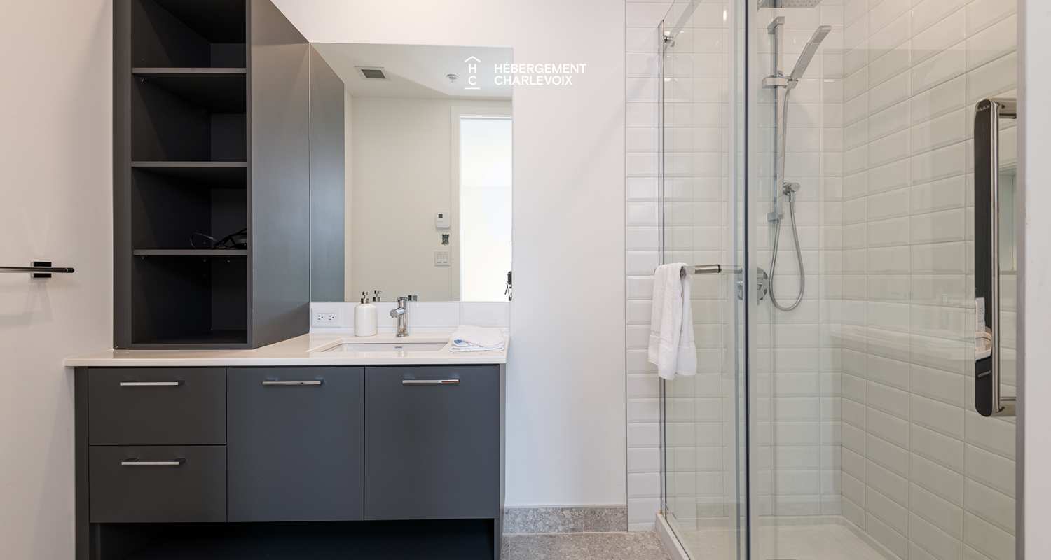 MGR-750:  Condo 4e étage - Your sanctuary in the heart of Baie-Saint-Paul