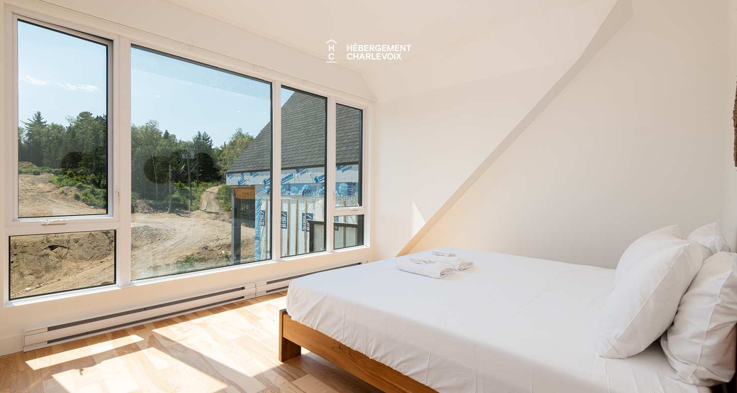 MGR-750:  Condo 4e étage - Your sanctuary in the heart of Baie-Saint-Paul