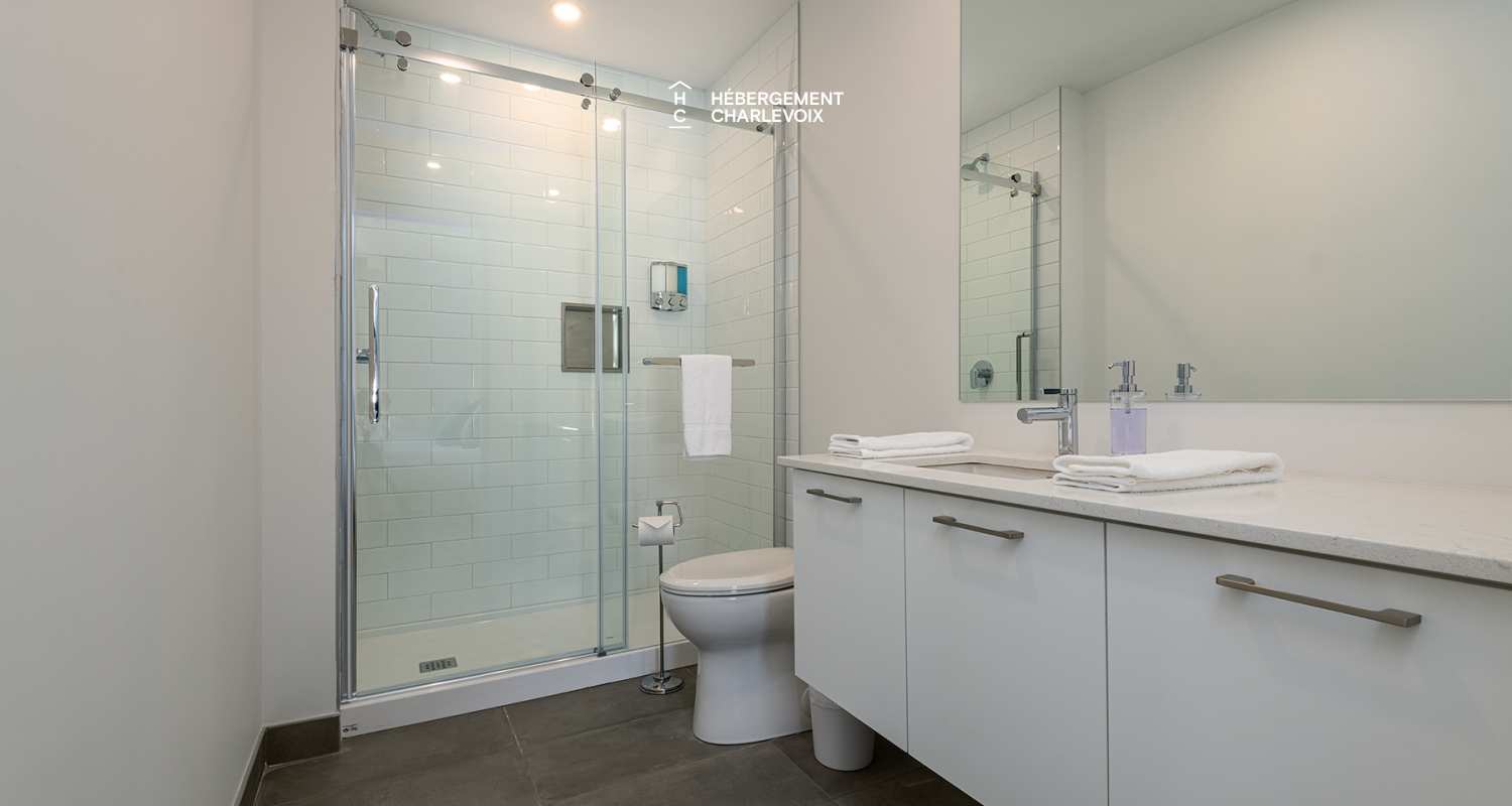 MGR-750:  Condo 4e étage - Your sanctuary in the heart of Baie-Saint-Paul