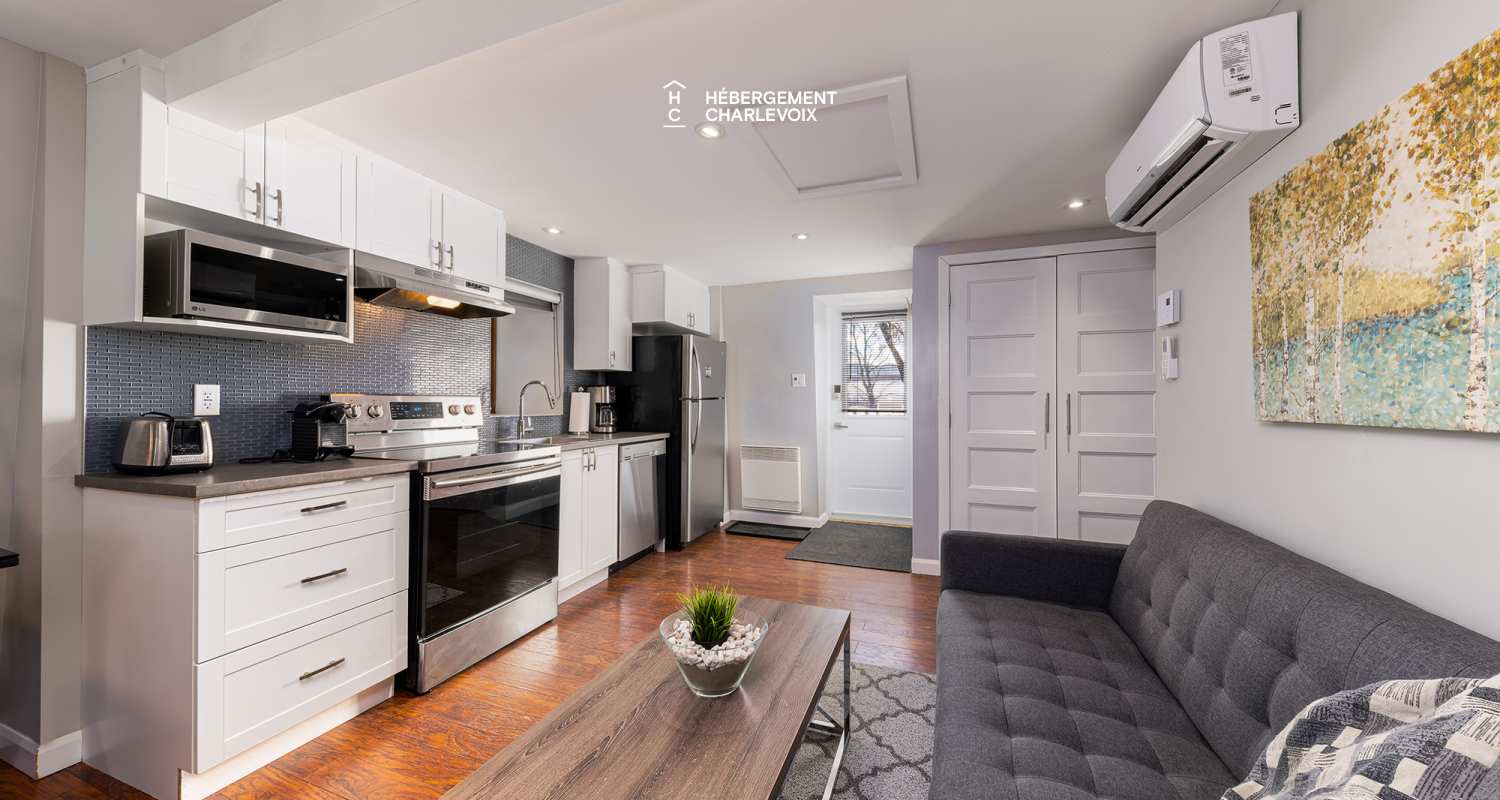 ABE-2 - Entièrement rénové, au centre-ville de Baie-Saint-Paul