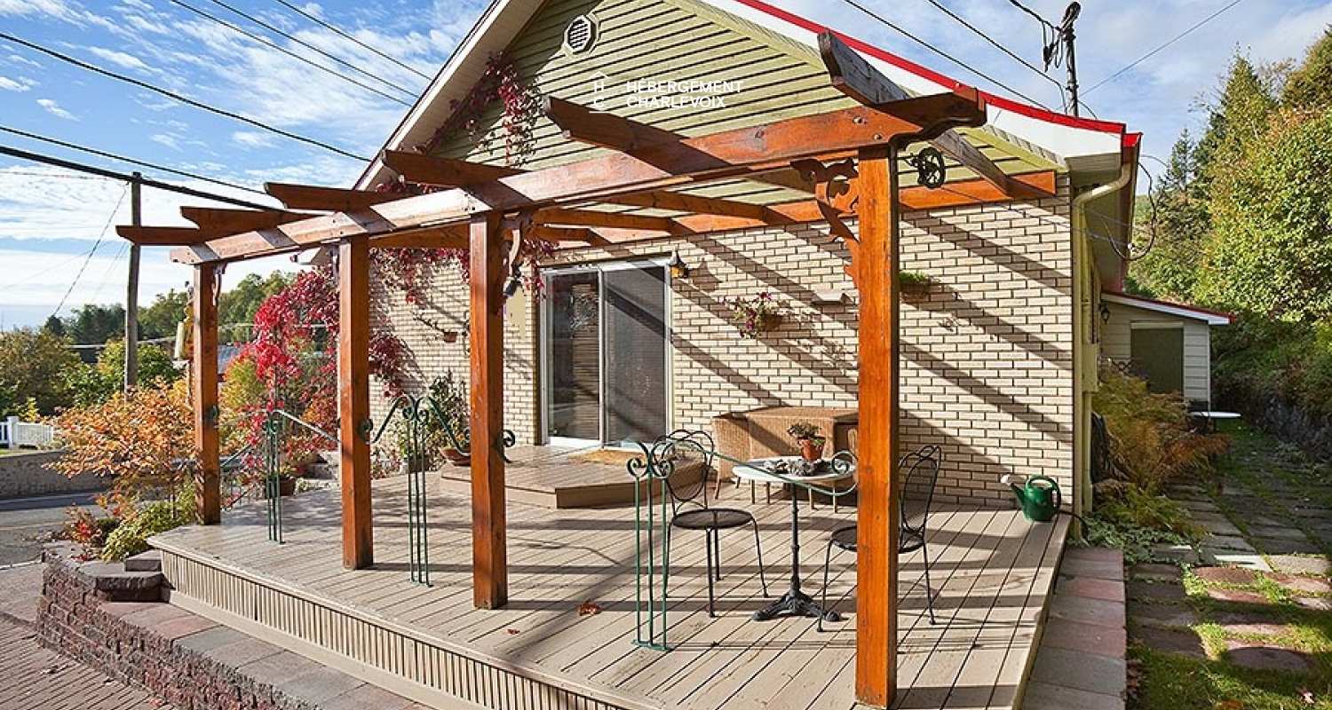 ADE-440 - Comfortable residence close to the St. Lawrence River and Domaine Forget.