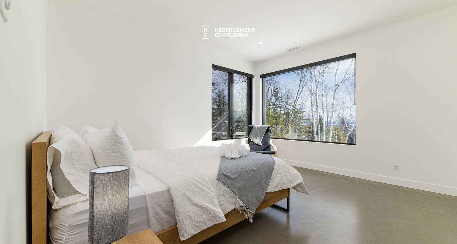 ALE-613 - Vue panoramique sur le fleuve St-Laurent.