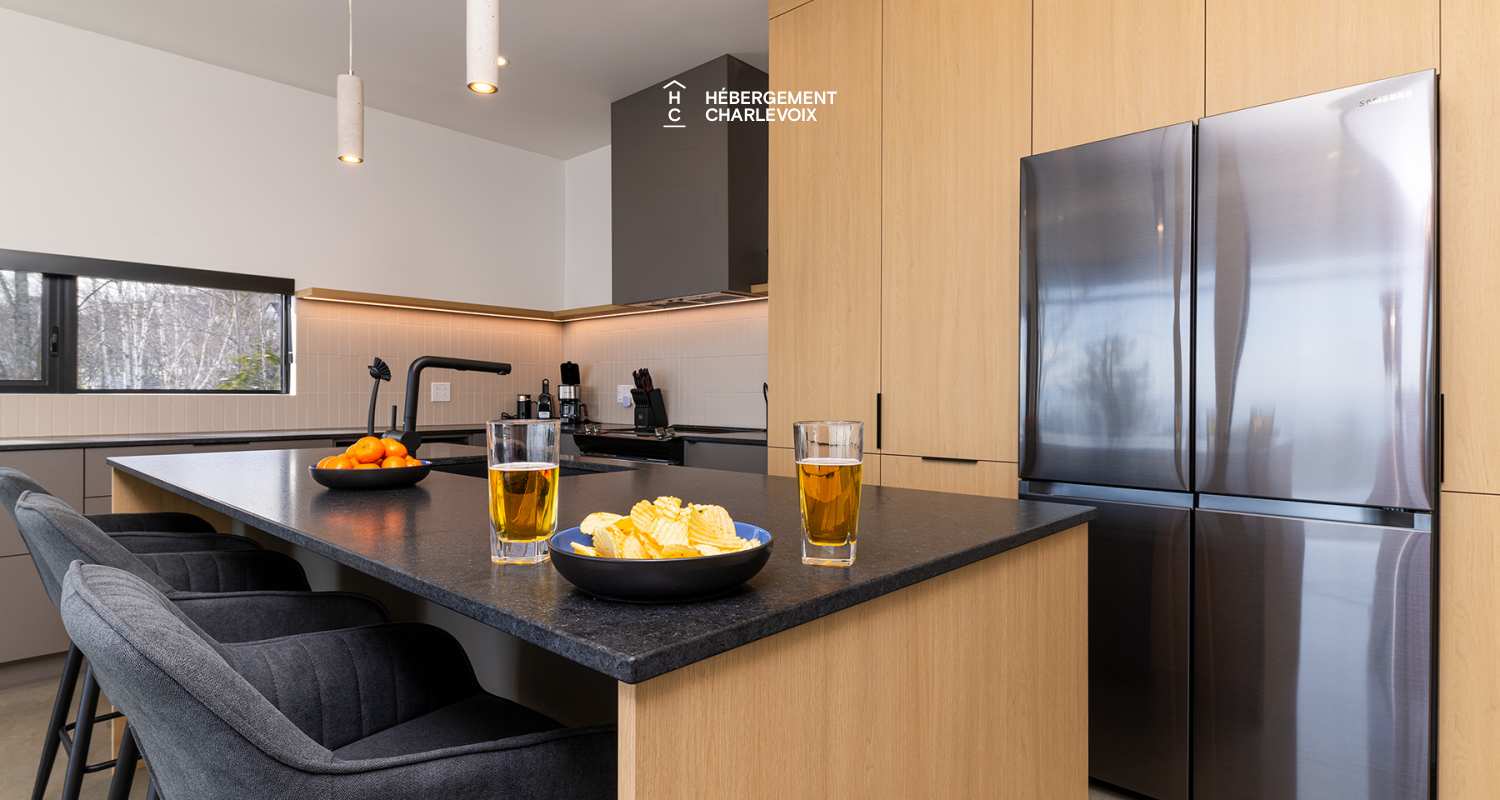 ALE-613 - Vue panoramique sur le fleuve St-Laurent.