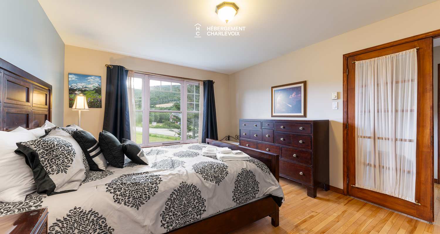 ANG-294 - Escapade in a relaxing and woody atmosphere