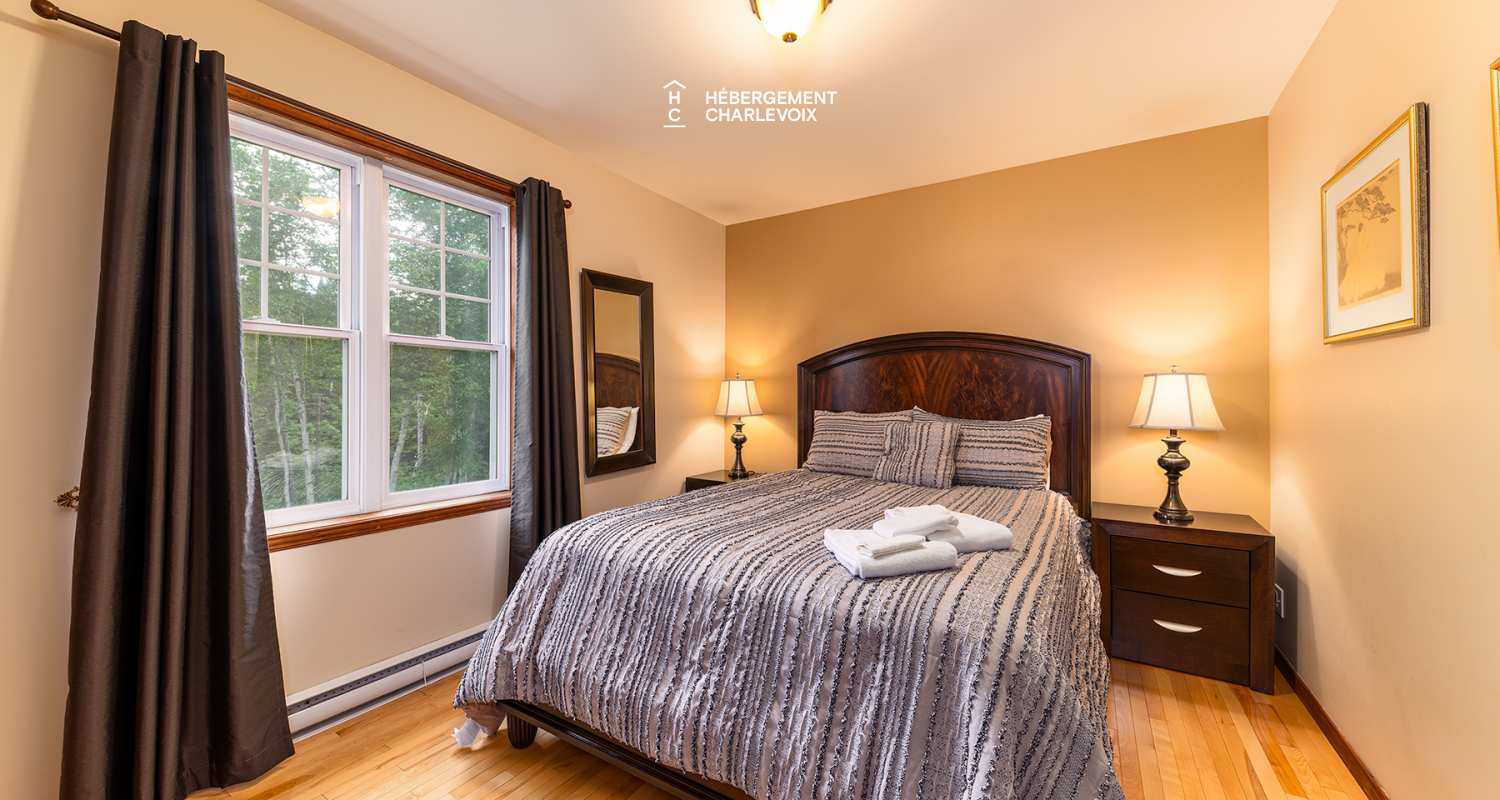 ANG-294 - Escapade in a relaxing and woody atmosphere