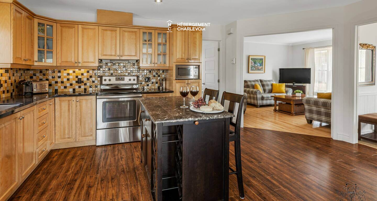 ANG-294 - Escapade in a relaxing and woody atmosphere