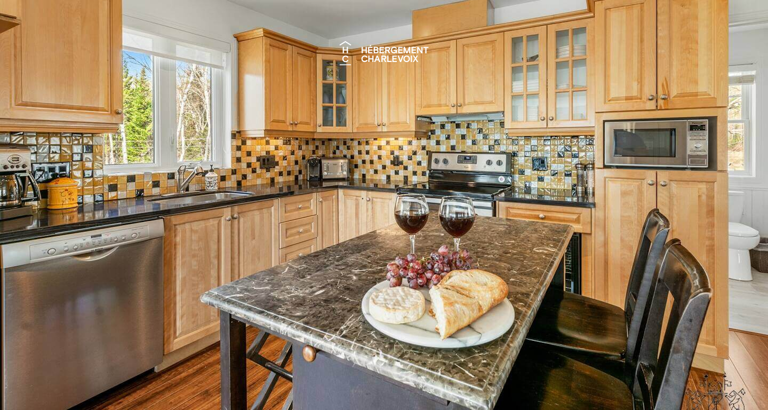 ANG-294 - Escapade in a relaxing and woody atmosphere