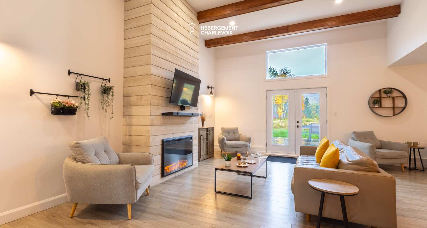 ANG-298 - Escapade in a relaxing and woody atmosphere