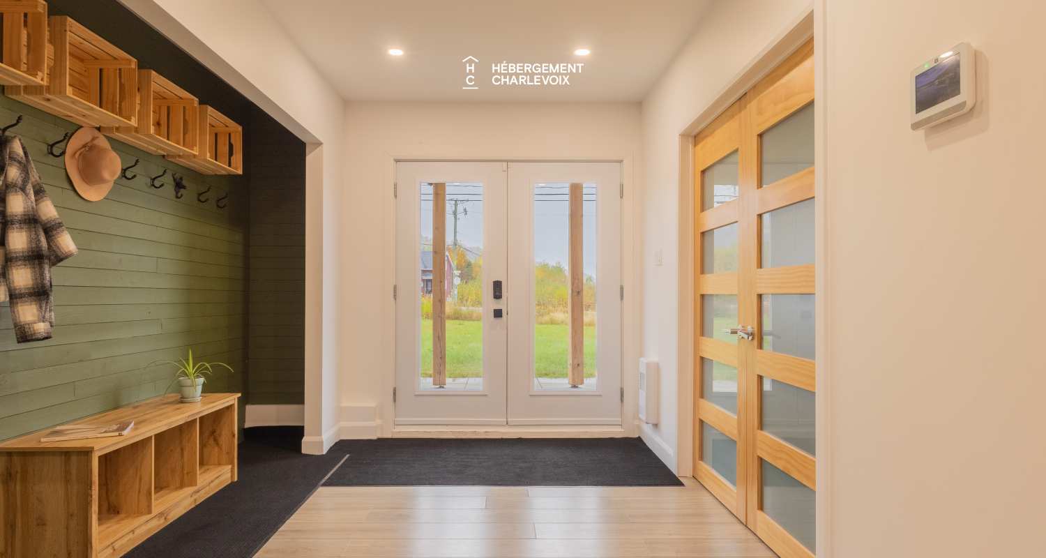 ANG-298 - Escapade in a relaxing and woody atmosphere