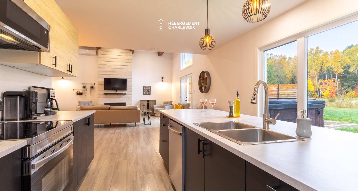 ANG-298 - Escapade in a relaxing and woody atmosphere