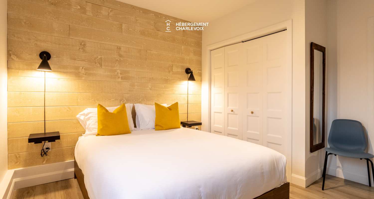 ANG-298 - Escapade in a relaxing and woody atmosphere