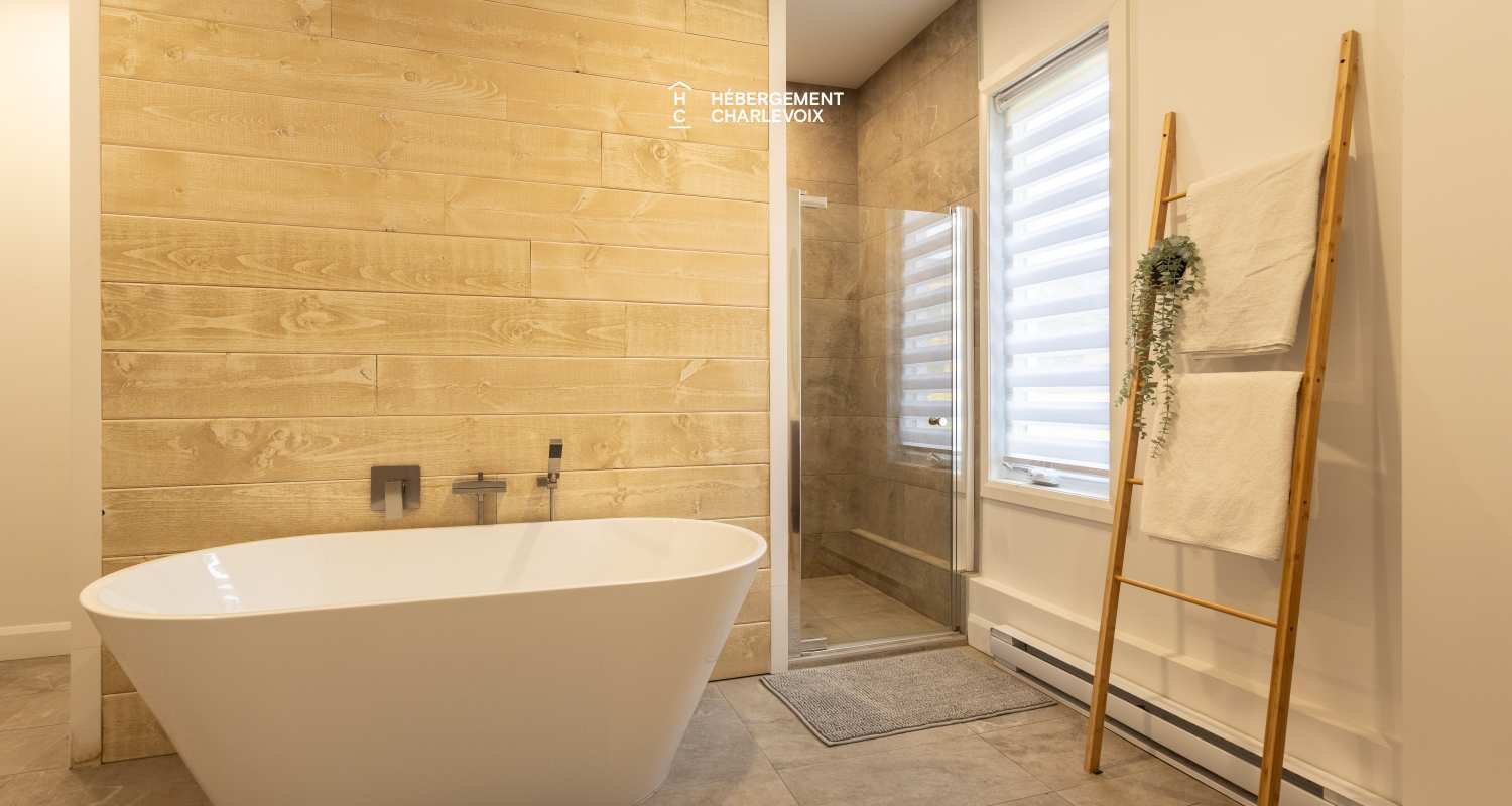 ANG-298 - Escapade in a relaxing and woody atmosphere