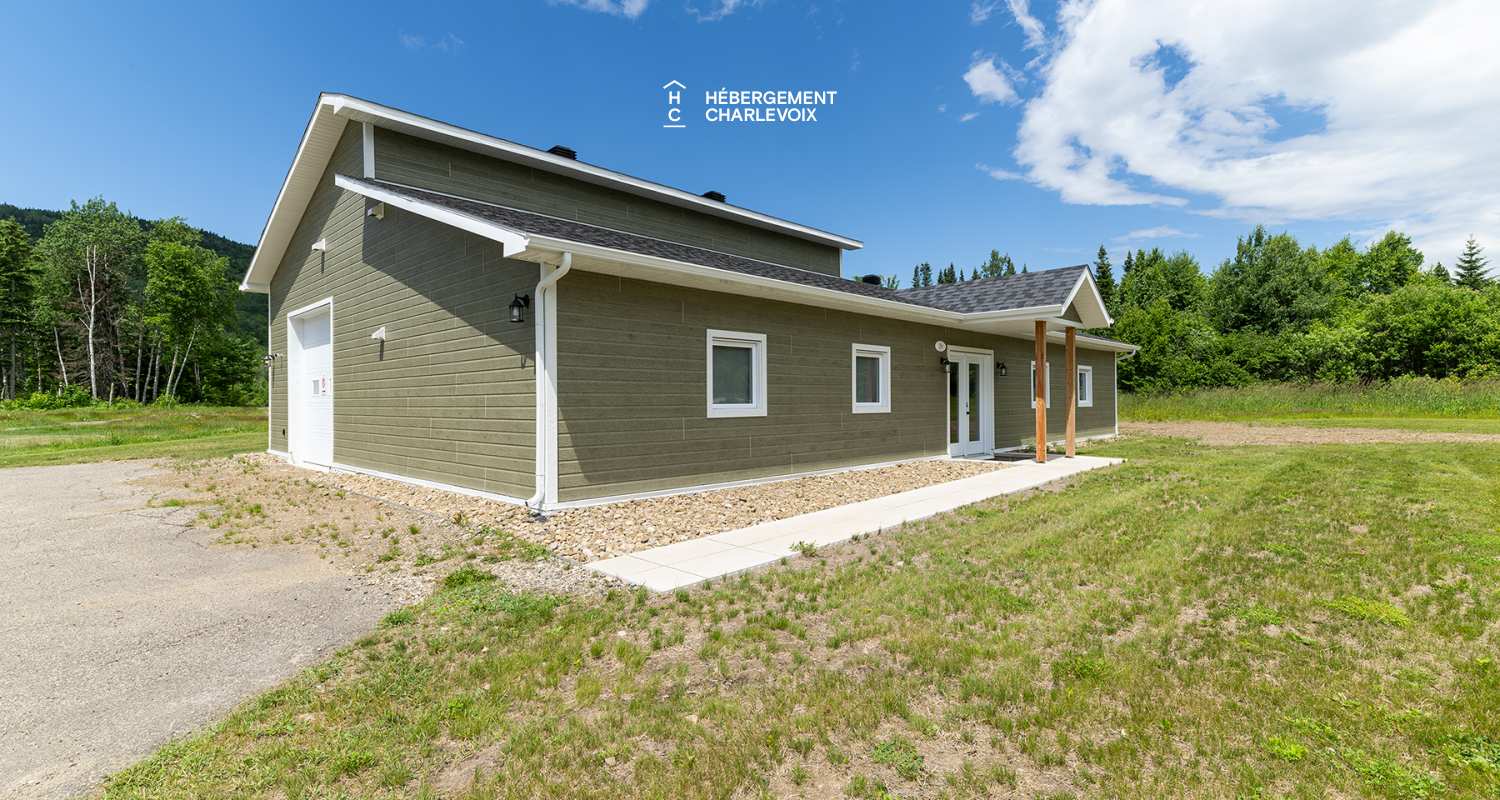 ANG-298 - Escapade in a relaxing and woody atmosphere