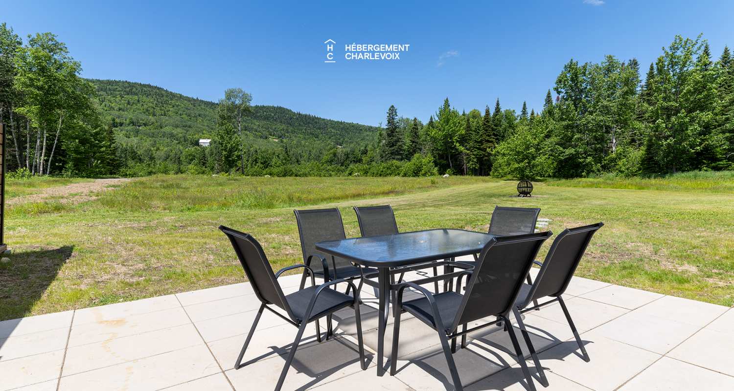 ANG-298 - Escapade in a relaxing and woody atmosphere