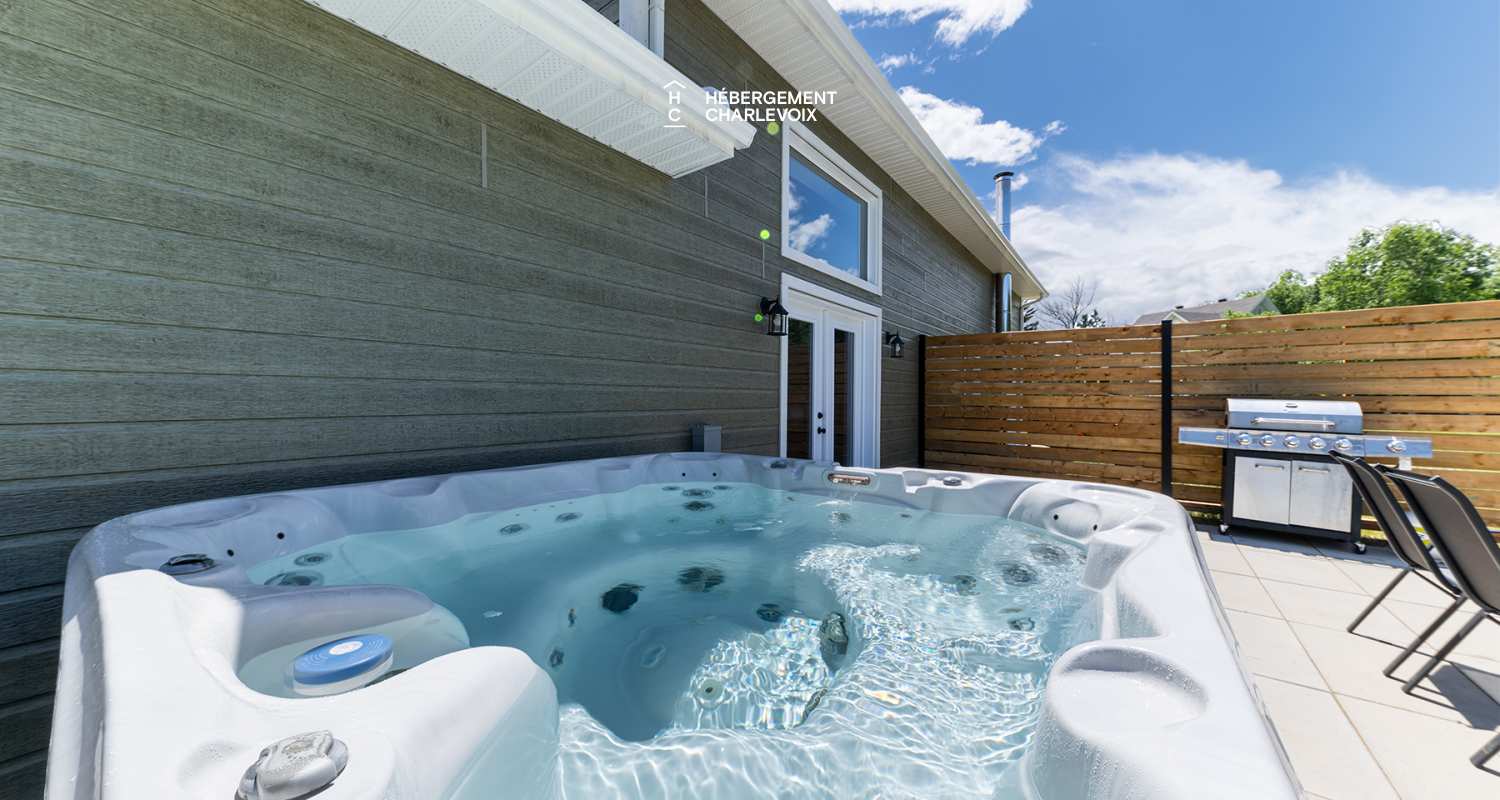 ANG-298 - Escapade in a relaxing and woody atmosphere