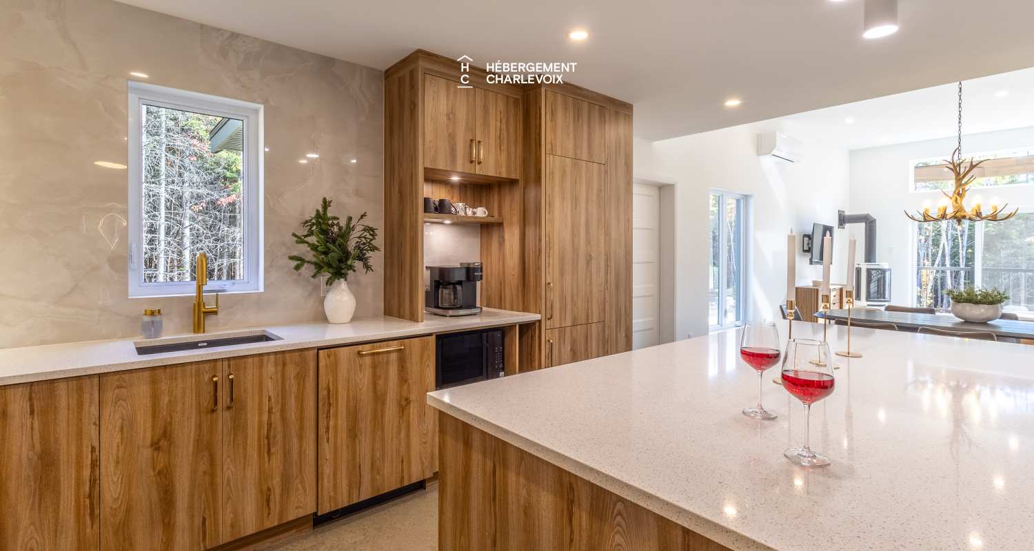 ANG-77 - Escapade in a relaxing and woody atmosphere