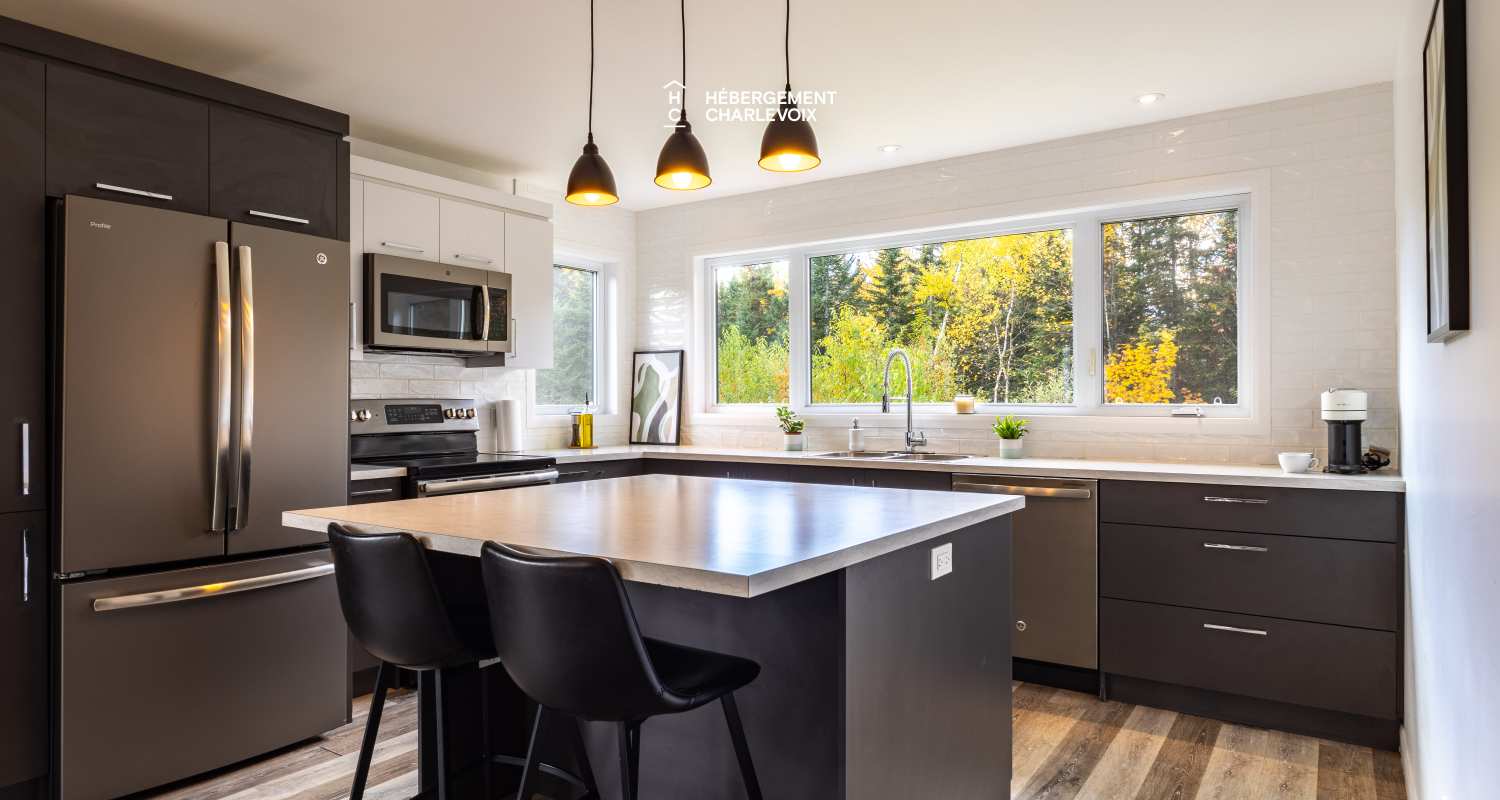 ANG-93 - Escapade in a relaxing and woody atmosphere