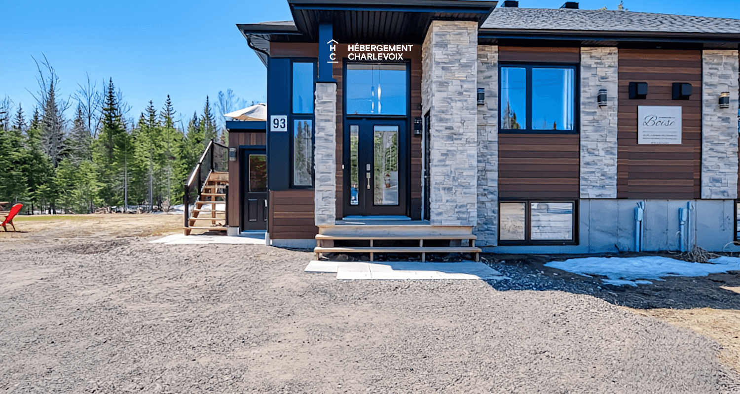 ANG-93 - Escapade in a relaxing and woody atmosphere