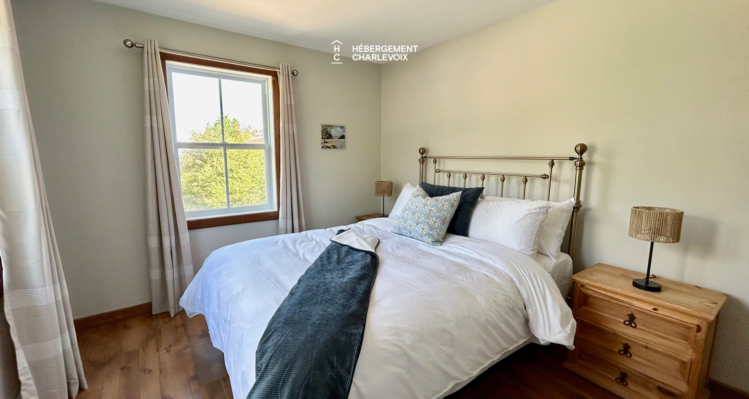 ANO 121H - Cottage avec vue splendide sur le fleuve St-Laurent