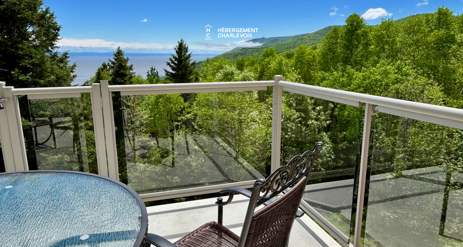 ANO 121H - Cottage avec vue splendide sur le fleuve St-Laurent