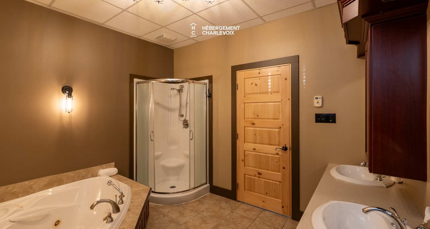 APO-211 - De belles fenêtres et du bois pour s'inspirer