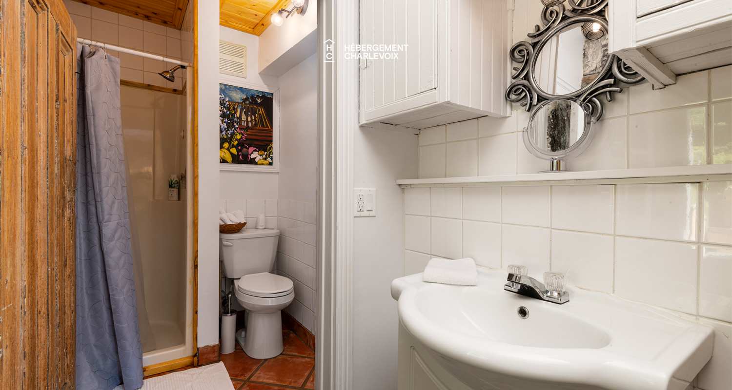 ART-4 - NEW - In a 200 year old mill ... a few steps from Baie-St-Paul