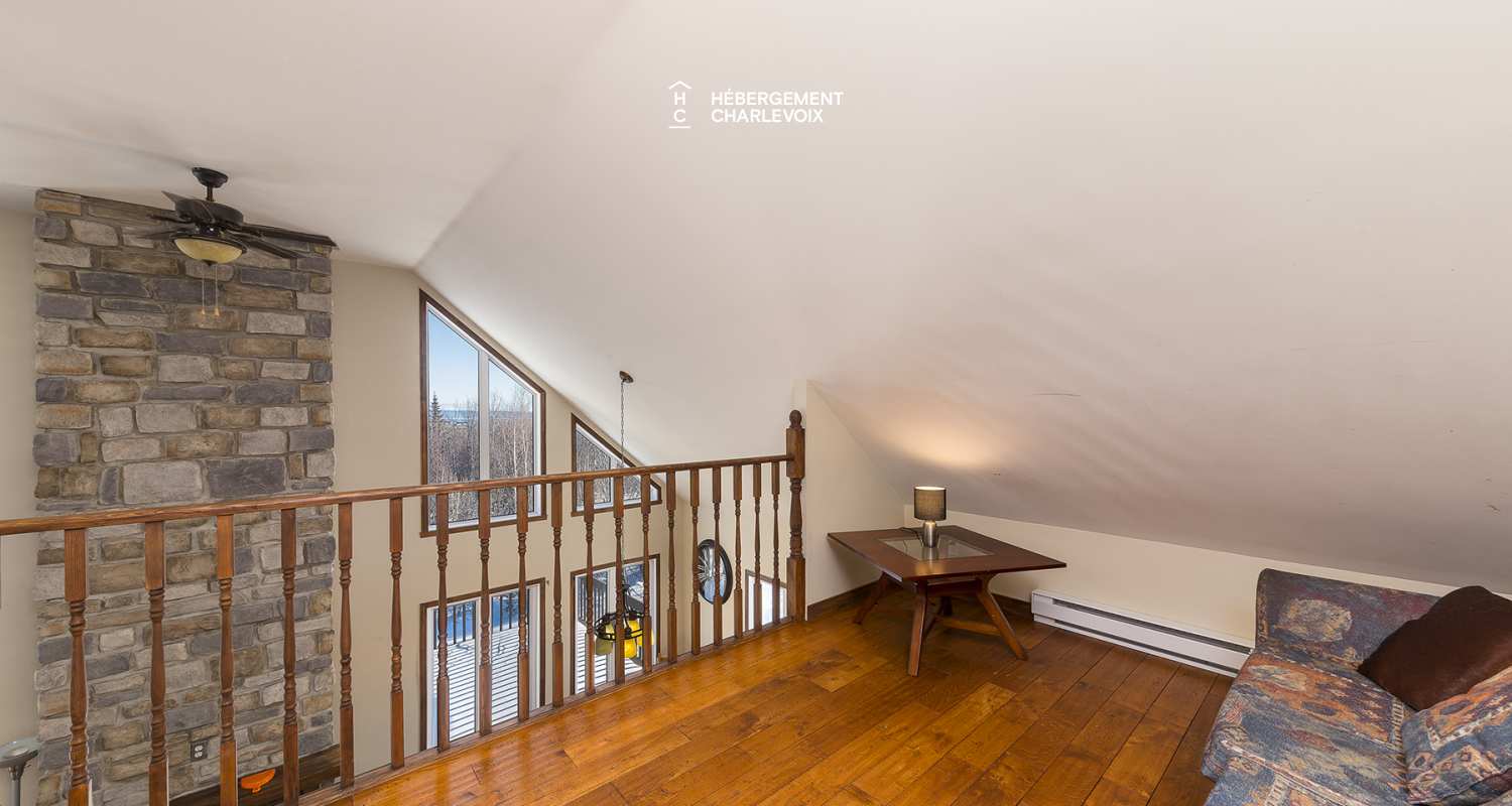 AVA-269 - Chalet près du sentier Gabrielle-Roy à Petite-Rivière St-François