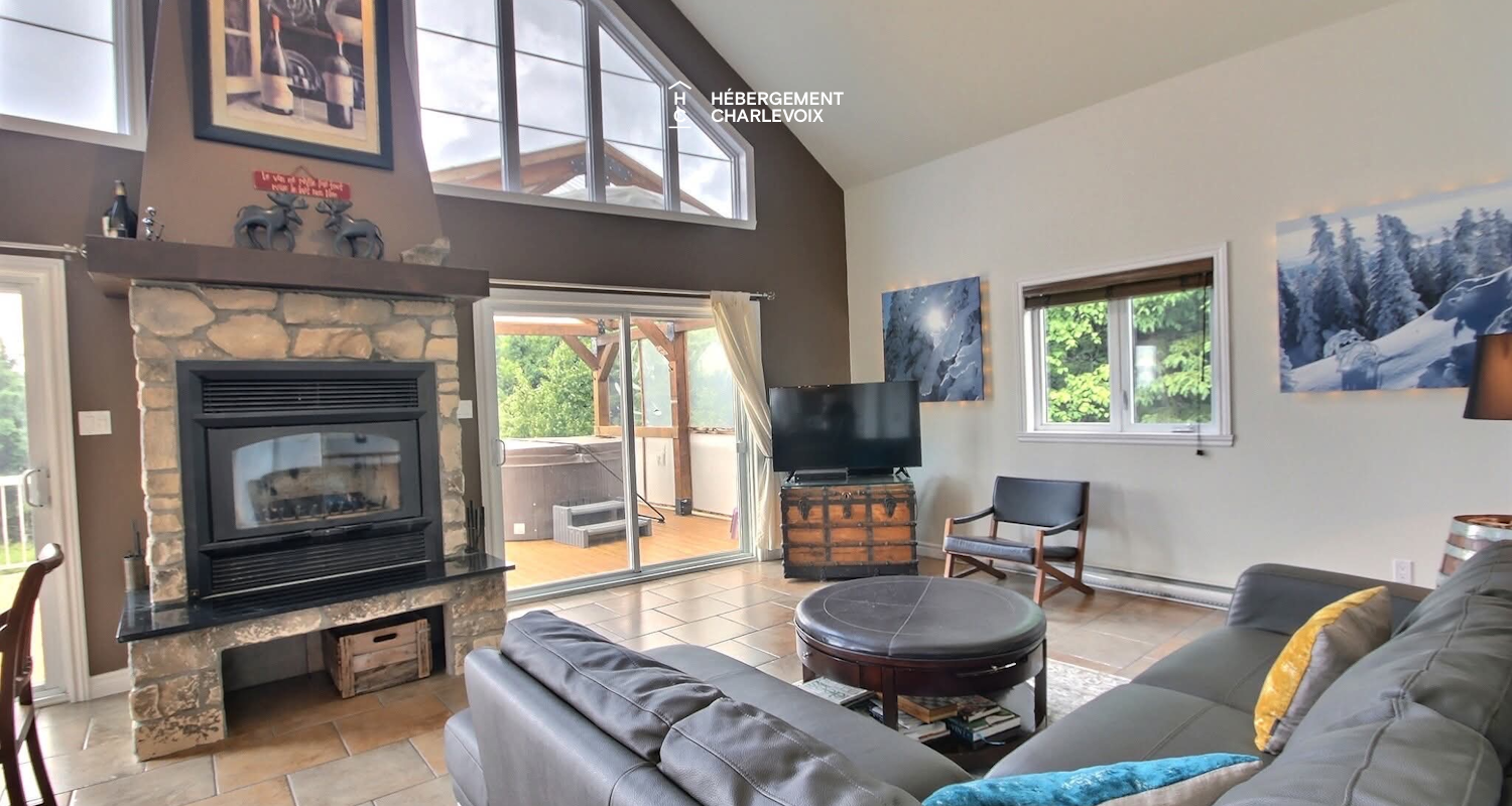 BAR-17 - An outside spa for the four seasons