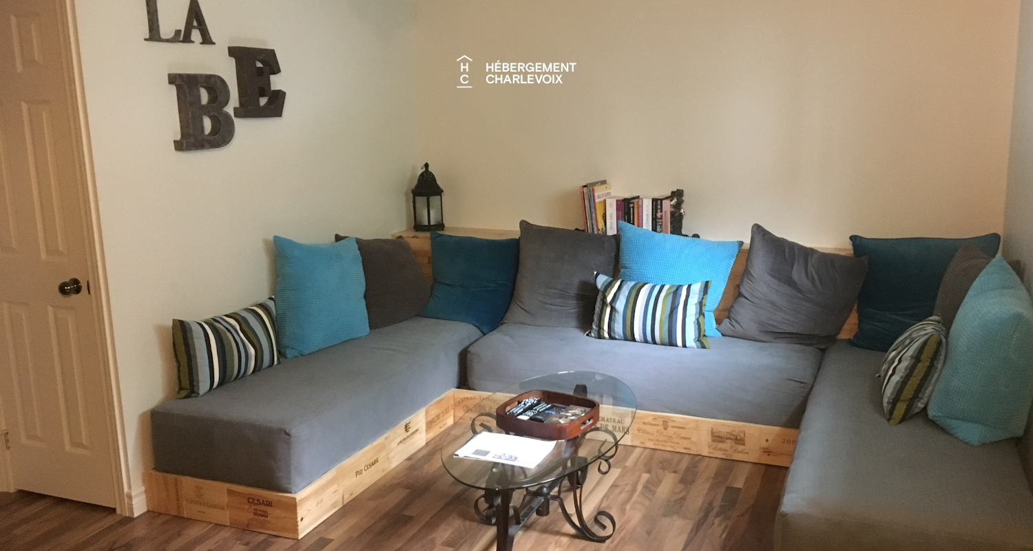 BAR-17 - An outside spa for the four seasons