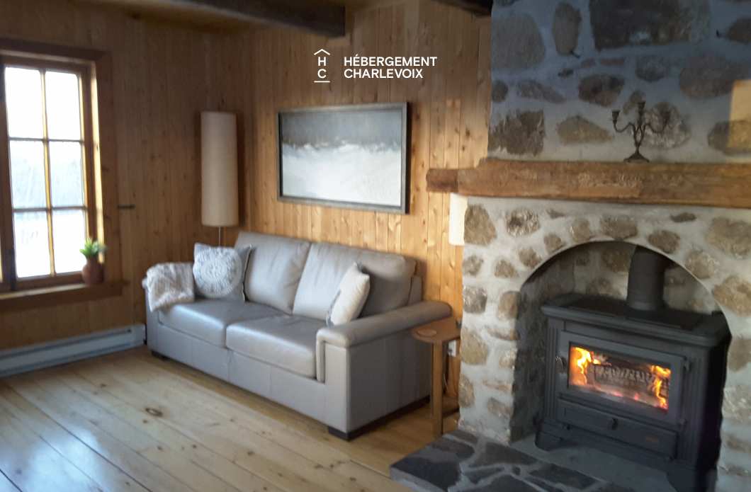 BEL-3 - An erstwhile charming cottage in the heart of the hinterland of Charlevoix