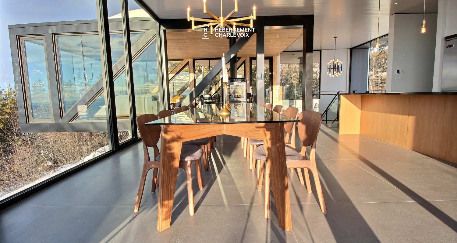 BLA-175 - Résidence à l'architecture élégante et contemporaine