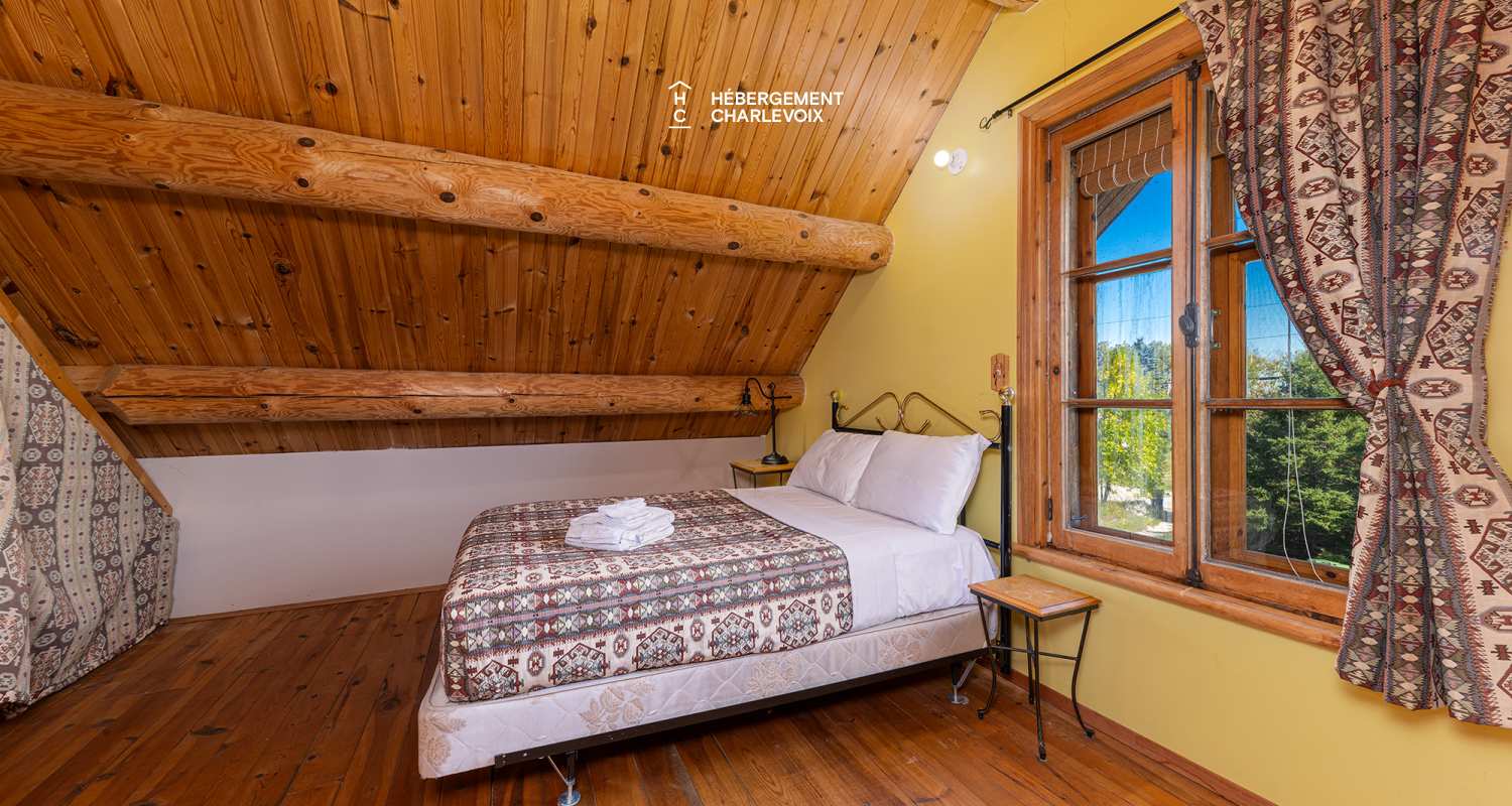 BLE-88 - Chalet tout de bois vêtu!