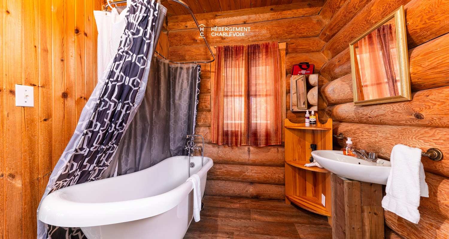 BLE-88 - All wood-dressed chalet! 