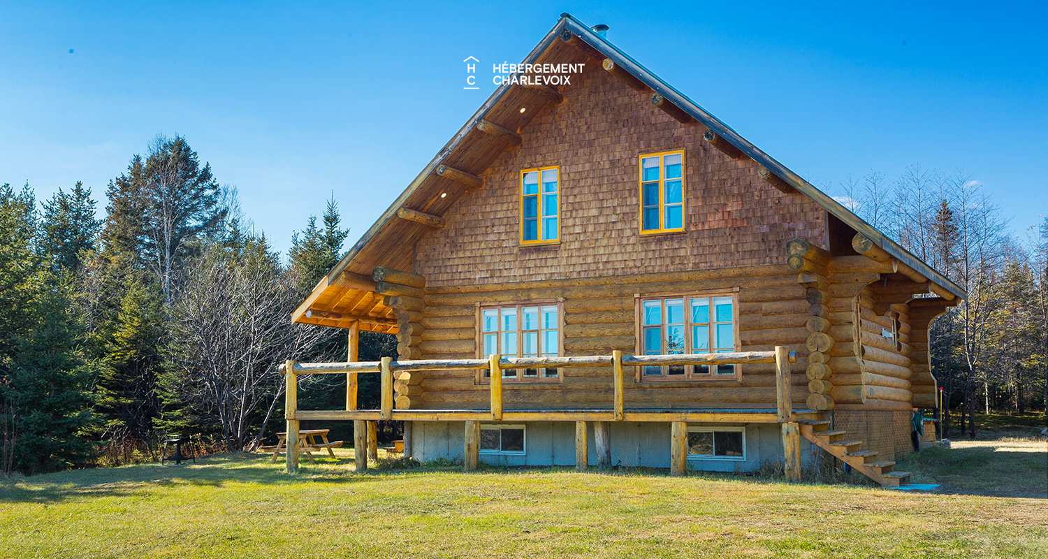 BLE-88 - Chalet tout de bois vêtu