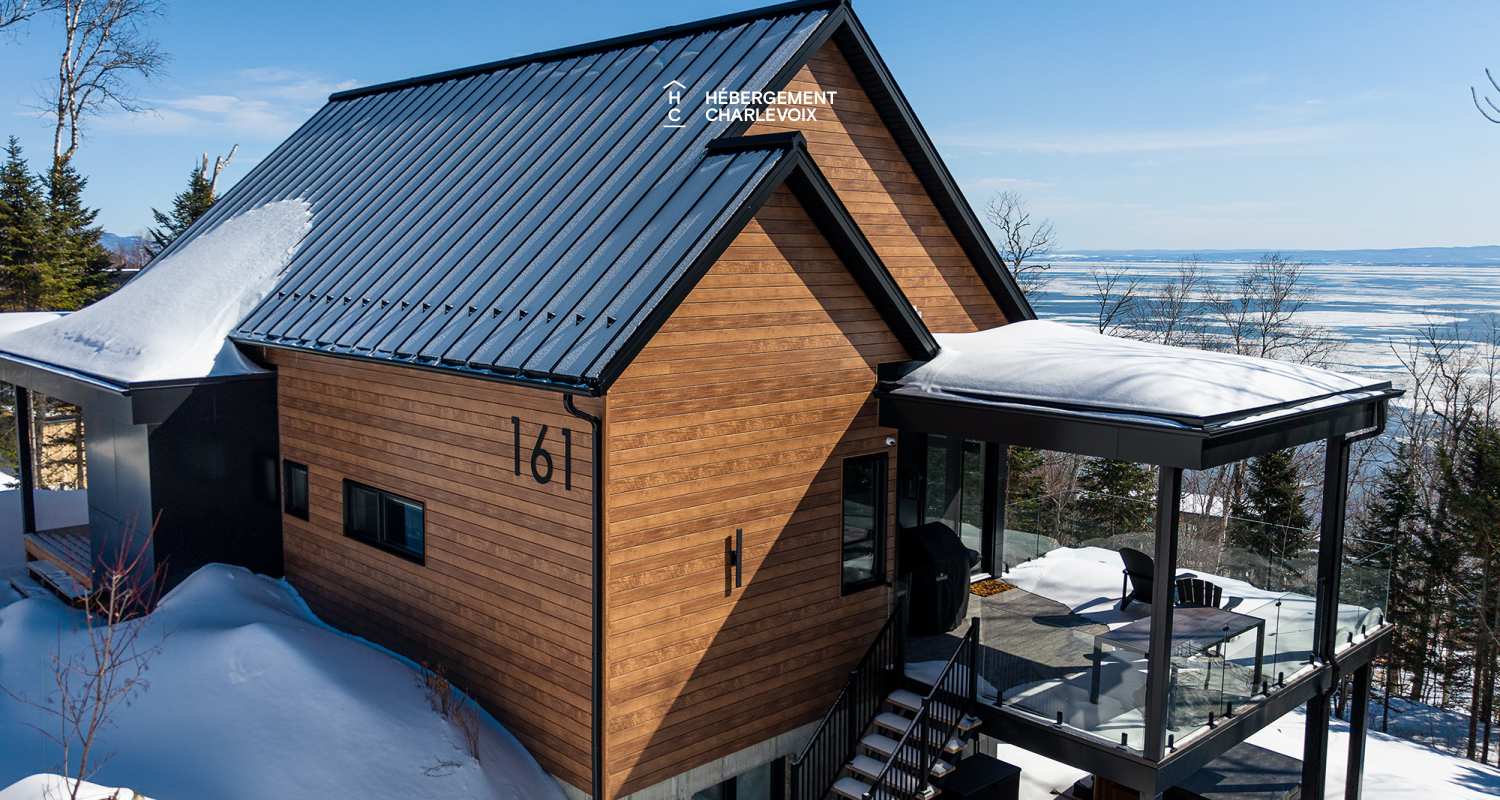 BOU-161 - NOUVEAU CHALET! Faites le plein d'énergie et de lumière naturelle