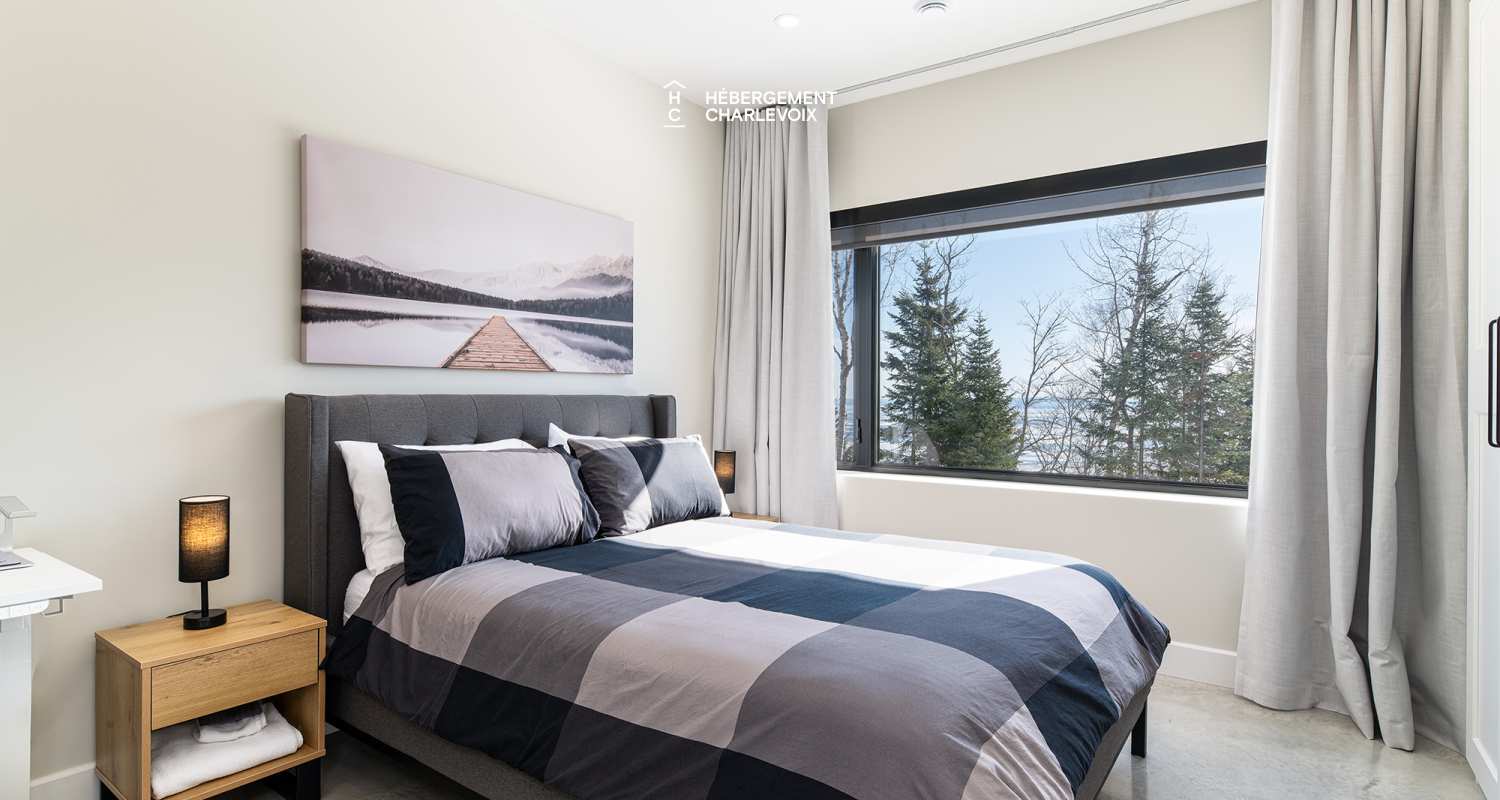 BOU-161 - NOUVEAU CHALET! Faites le plein d'énergie et de lumière naturelle