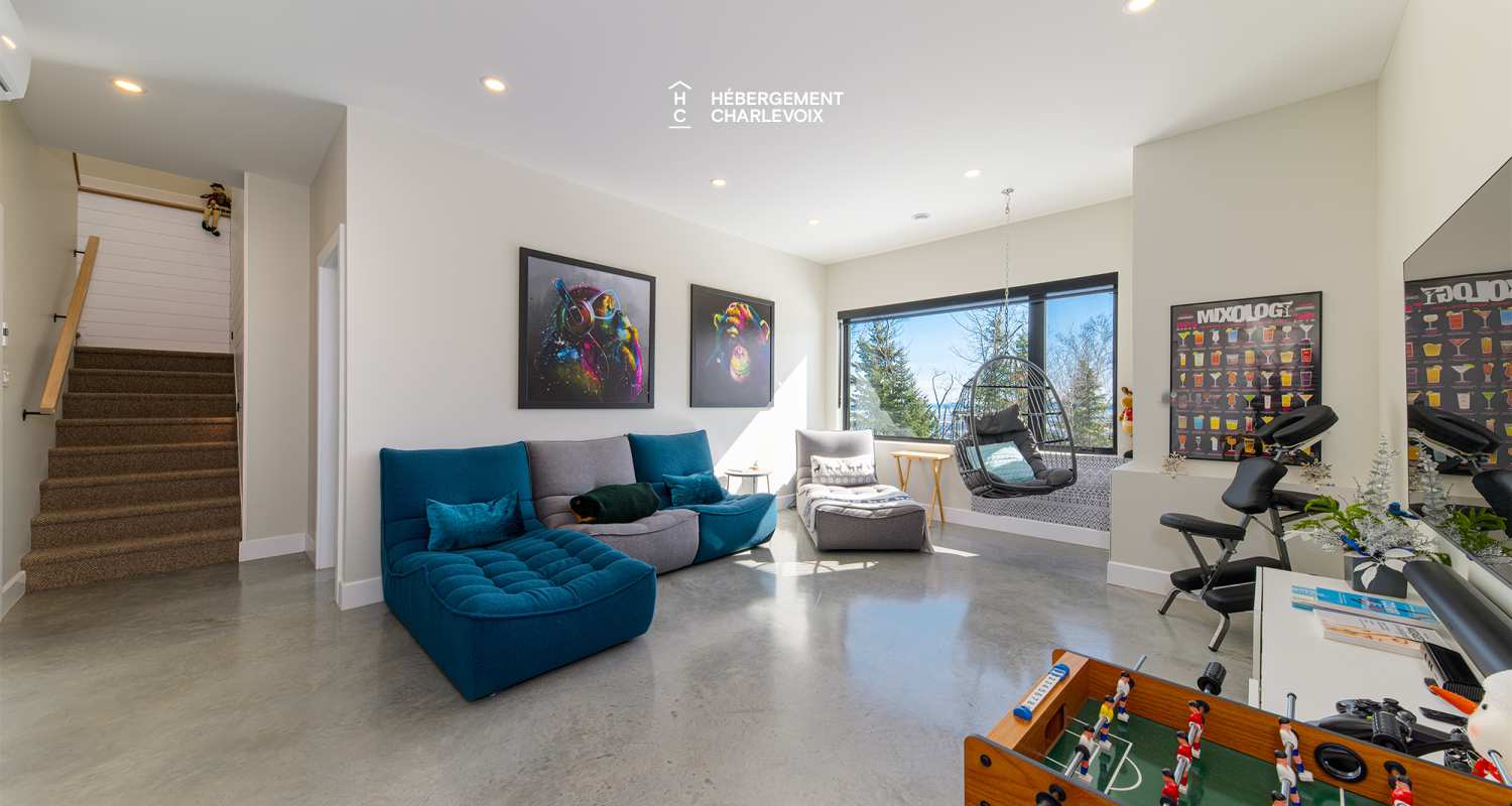 BOU-161 - NOUVEAU CHALET! Faites le plein d'énergie et de lumière naturelle