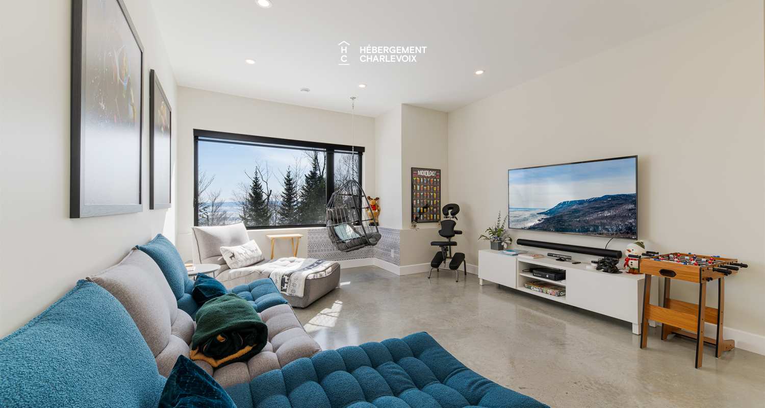 BOU-161 - NOUVEAU CHALET! Faites le plein d'énergie et de lumière naturelle