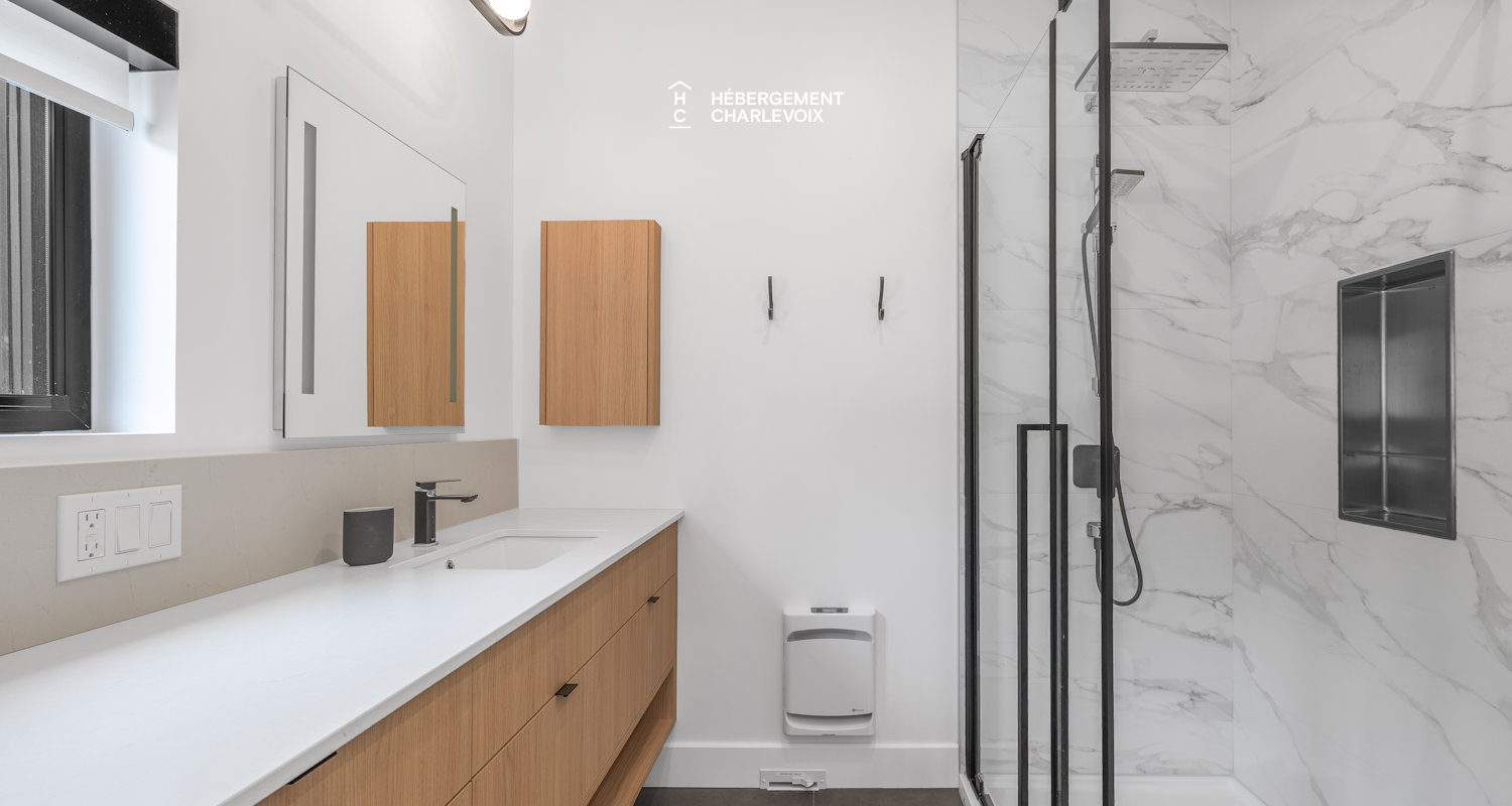 BOU-161 - Fill up with energy and natural light