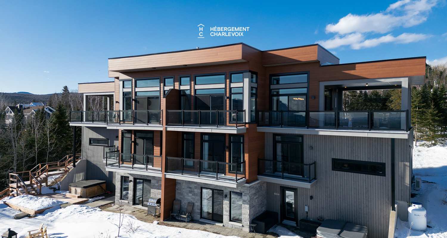 BRI-43 - A panoramic view on the river and the mountains